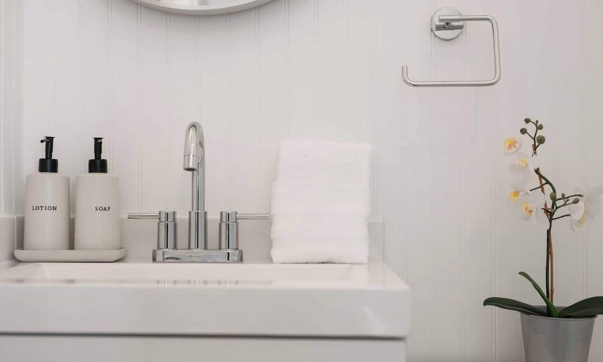Photo of Bathroom in Southern Shores