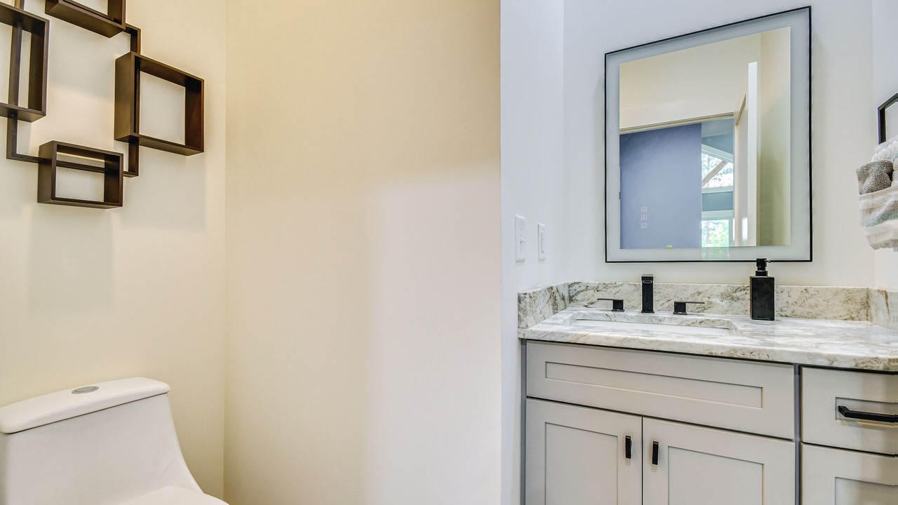 Photo of Bathroom in Hickory