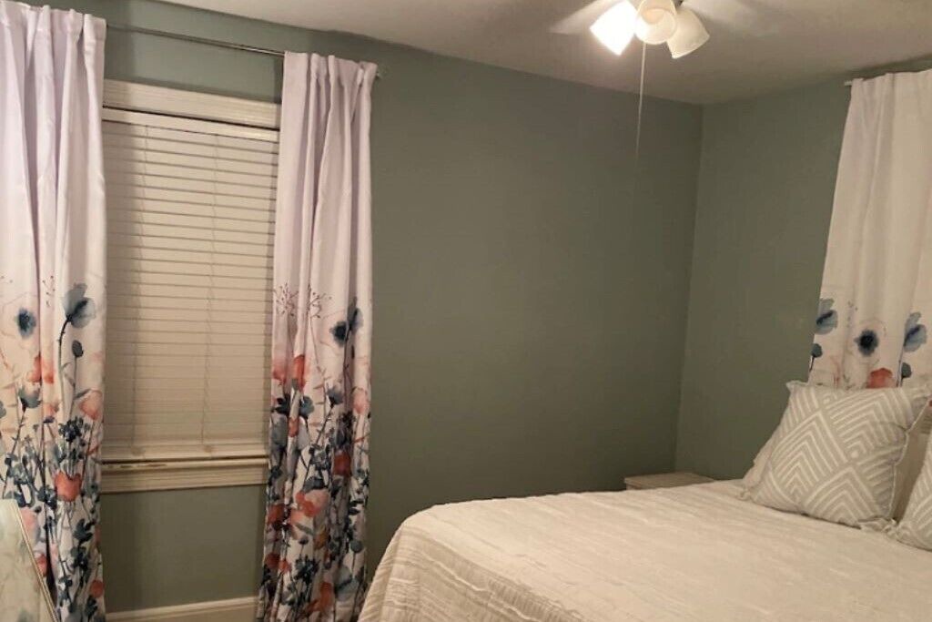 Photo of Bedroom in Greenwood