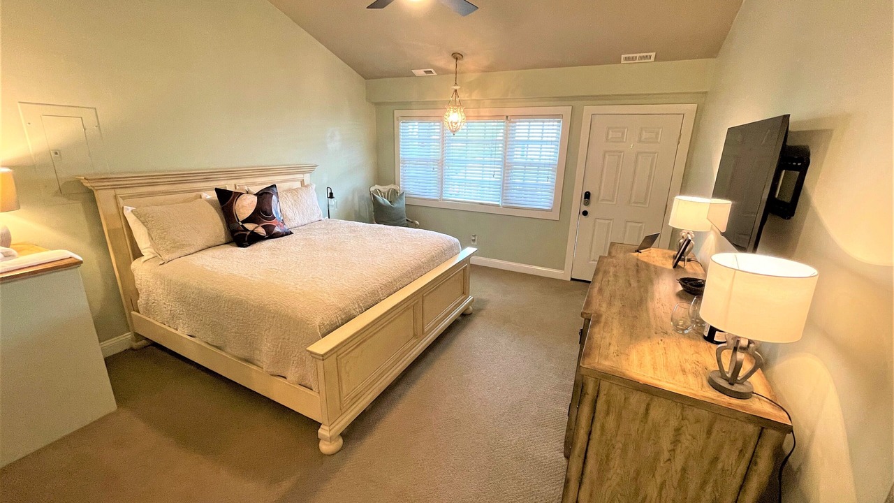 Photo of Bedroom in Swansboro
