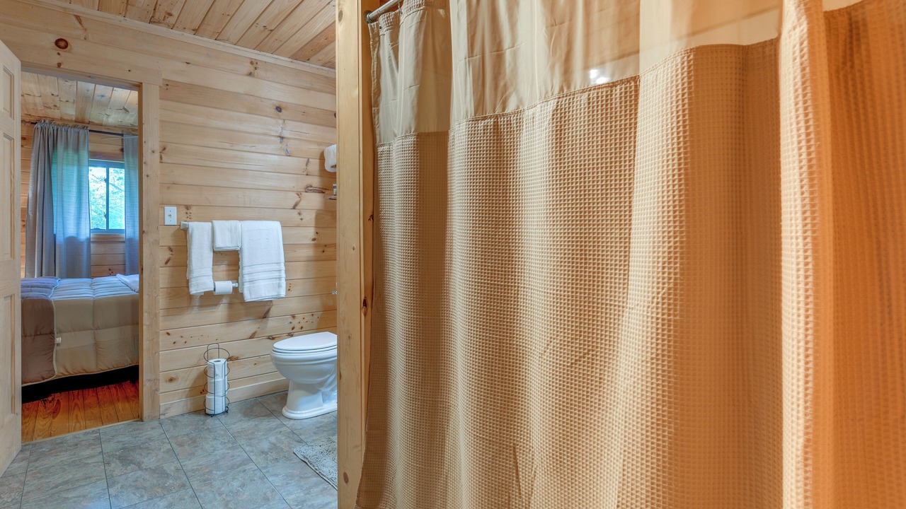 Photo of Bathroom in Bryson City