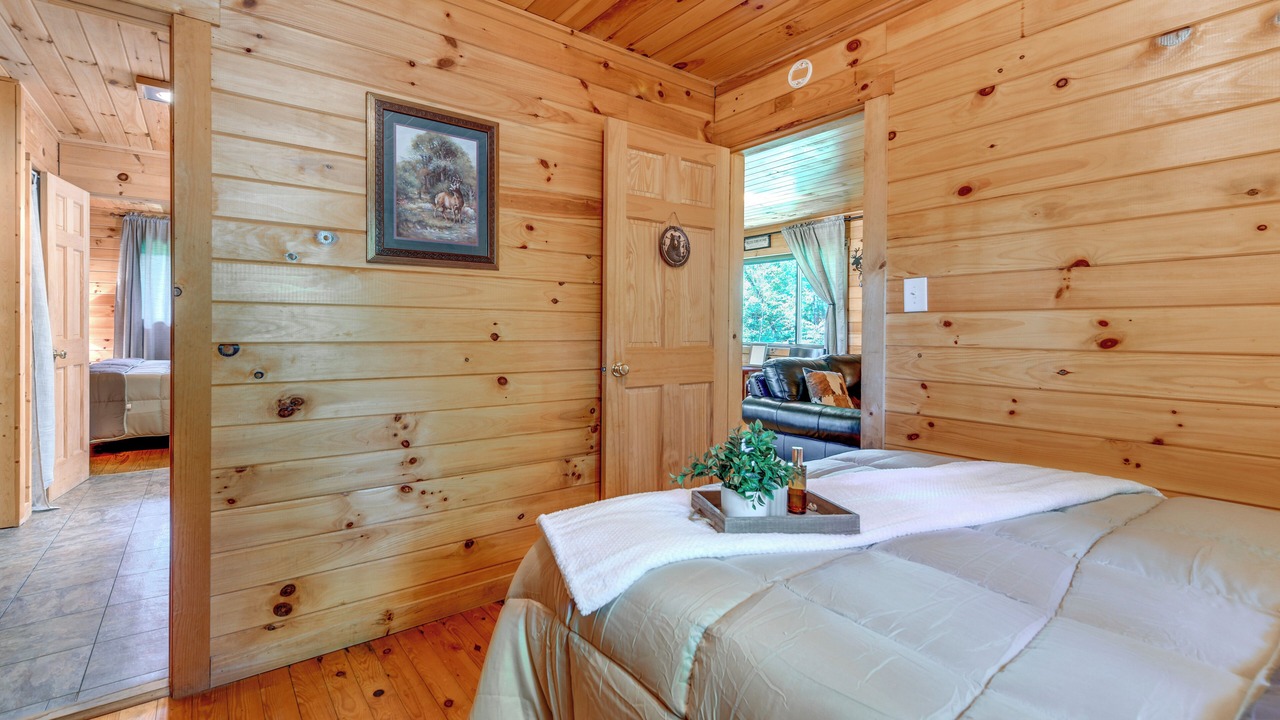Photo of Bedroom in Bryson City