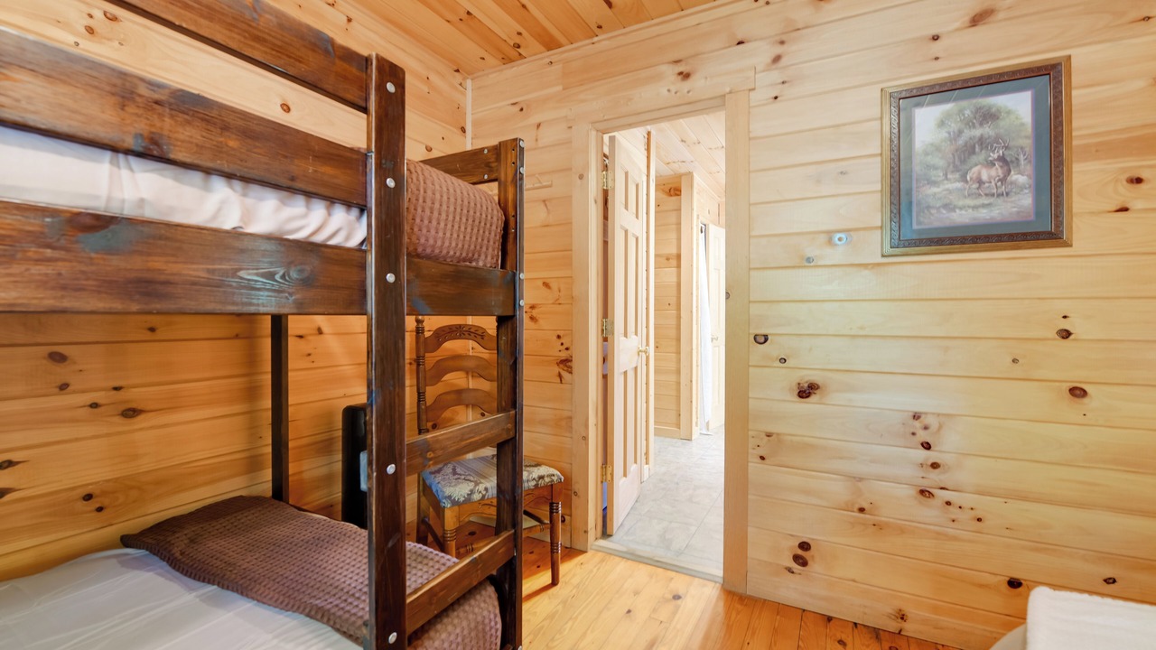 Photo of Bedroom in Bryson City