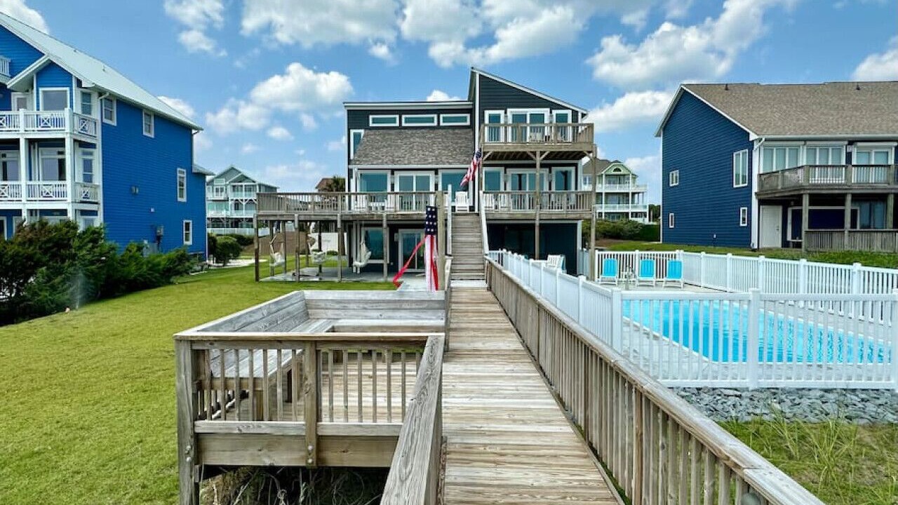 Photo of Others in Emerald Isle