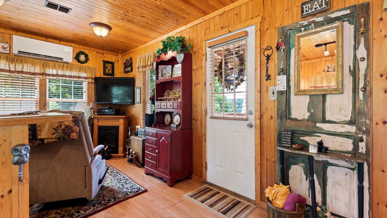 Photo of Bedroom in Asheville