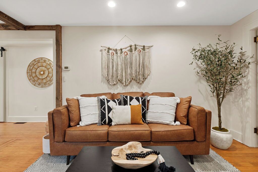 Photo of Livingroom in Wake Forest