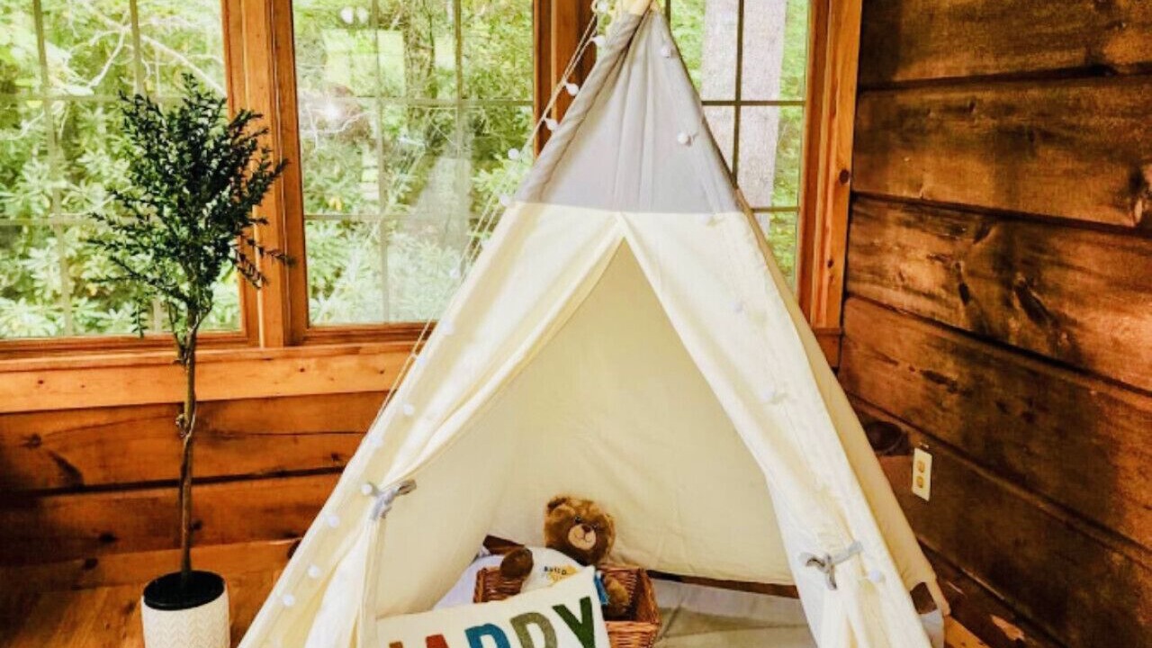 Photo of Bedroom in Bryson City