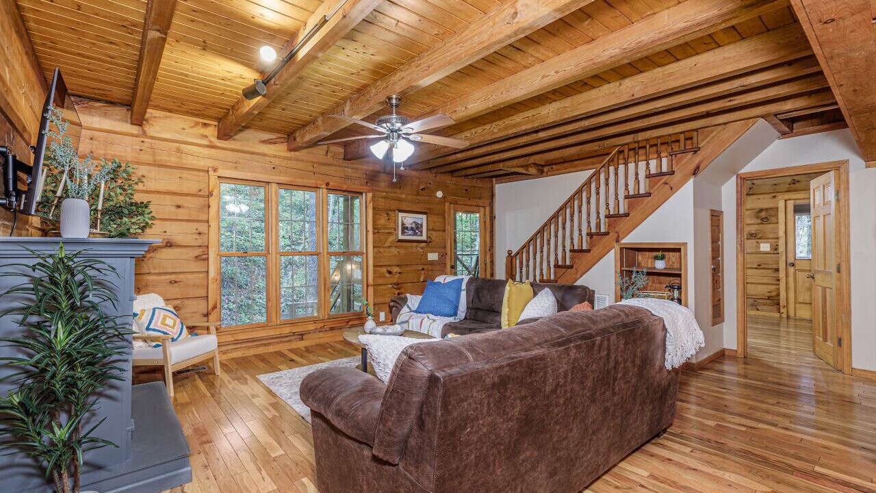 Photo of Livingroom in Bryson City