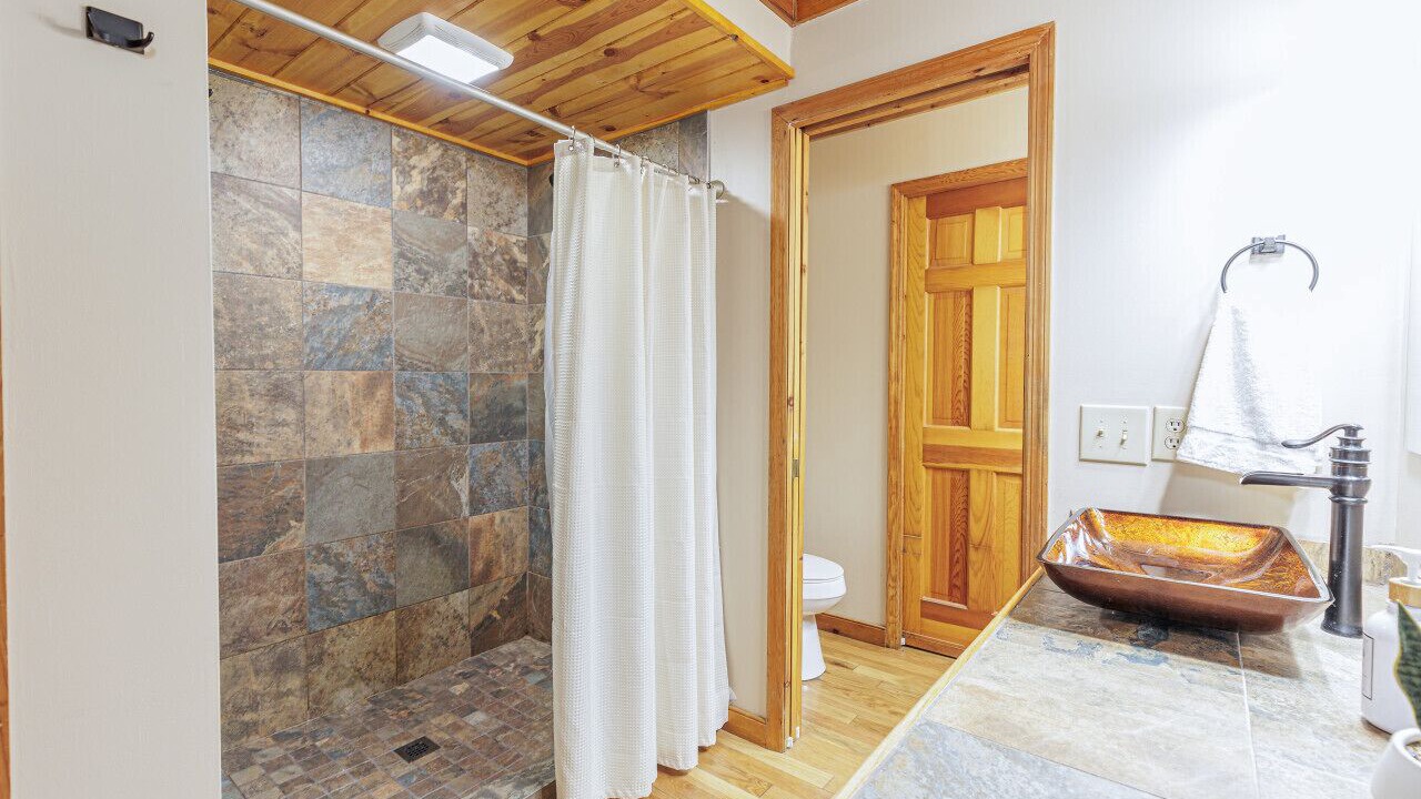 Photo of Bathroom in Bryson City