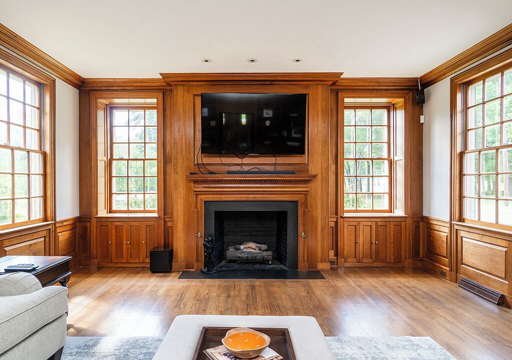 Photo of Livingroom in Burlington