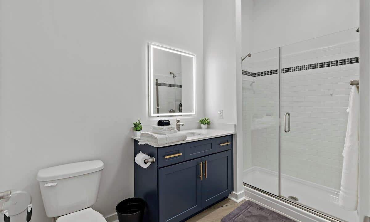 Photo of Bathroom in Cherry
