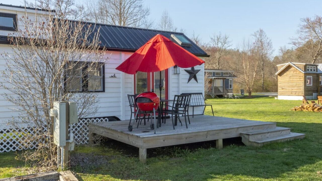 Photo of Outdoor in Mills River