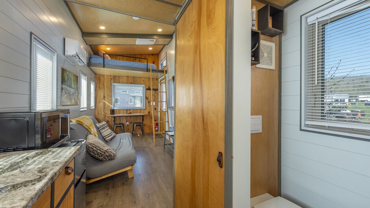 Photo of Livingroom in Mills River