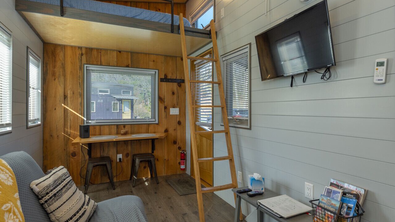 Photo of Livingroom in Mills River