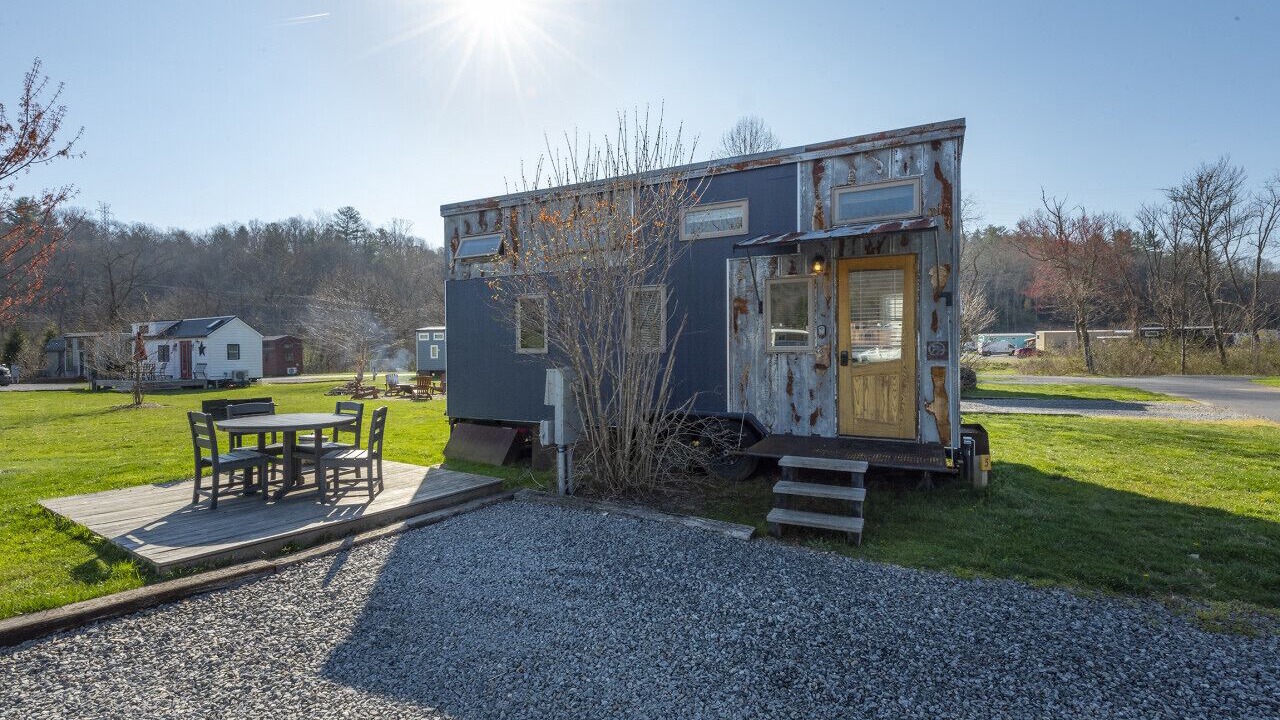 Photo of Outdoor in Mills River