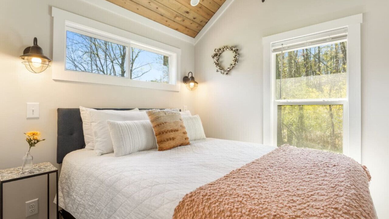 Photo of Bedroom in Mills River