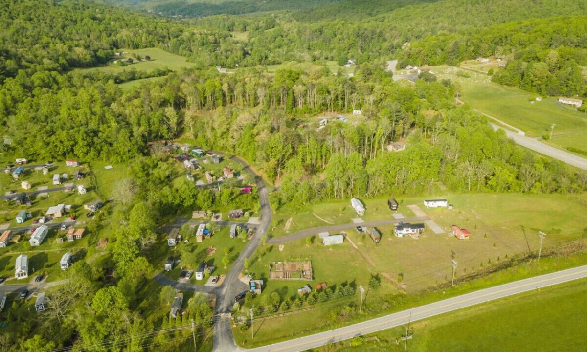 Photo of Outdoor in Mills River