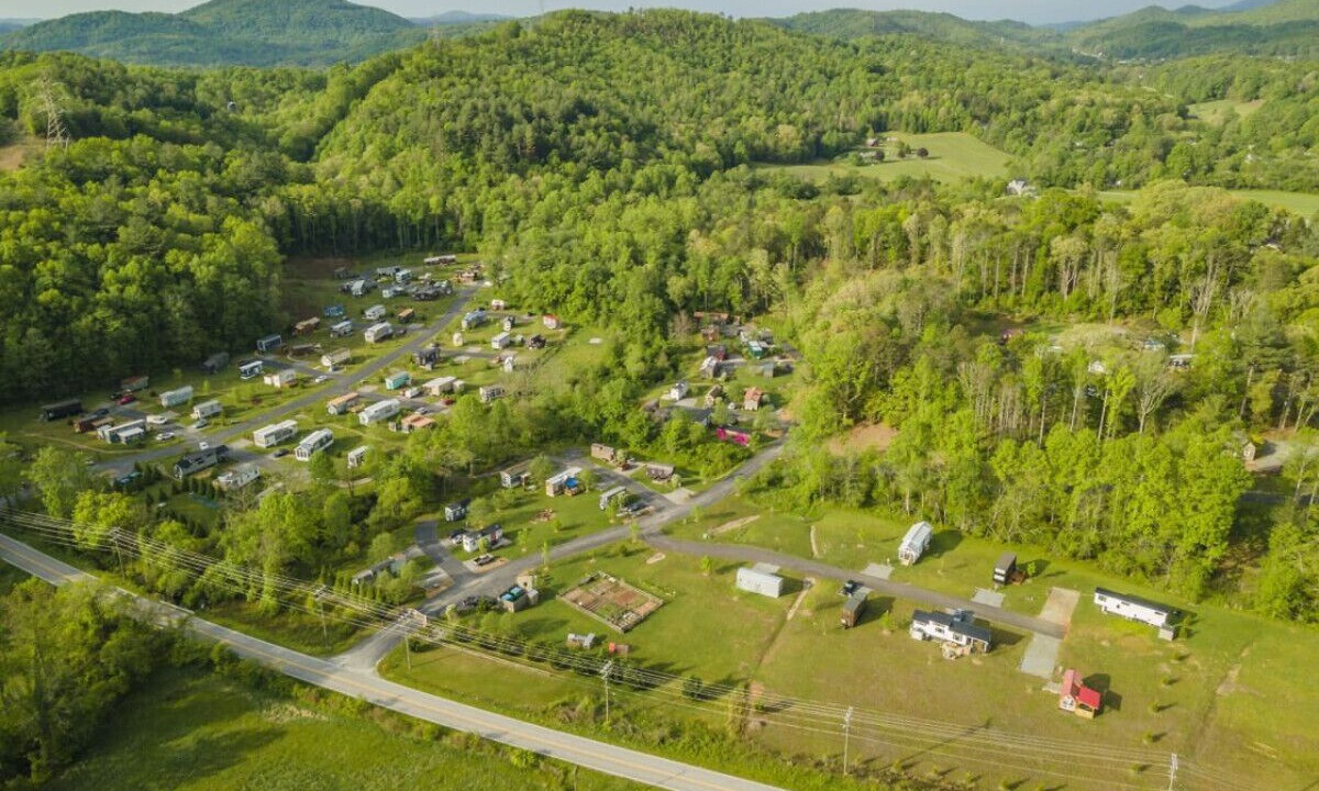 Photo of Outdoor in Mills River
