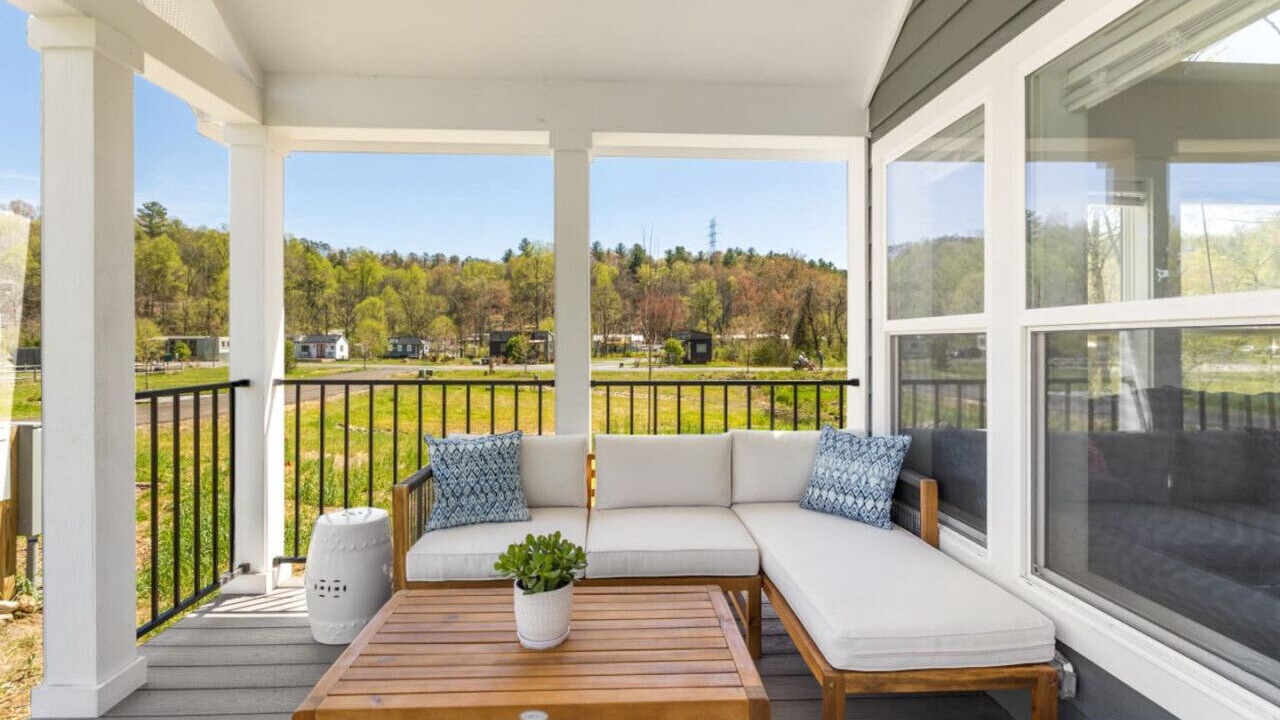 Photo of Patio Balcony in Mills River