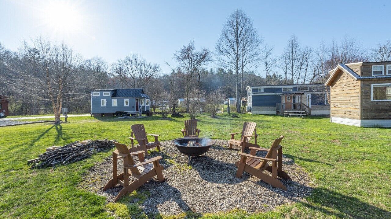 Photo of Outdoor in Mills River