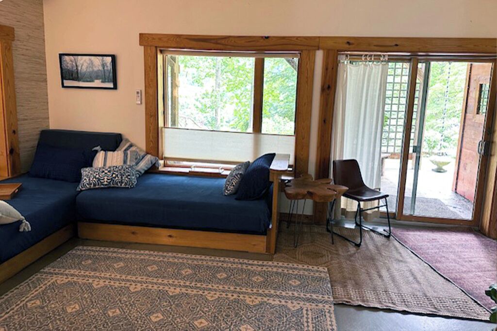 Photo of Livingroom in Weaverville