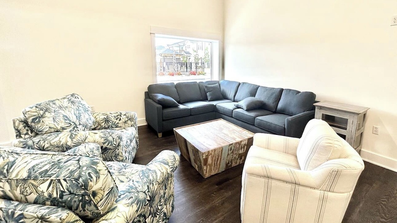 Photo of Livingroom in Corolla Light