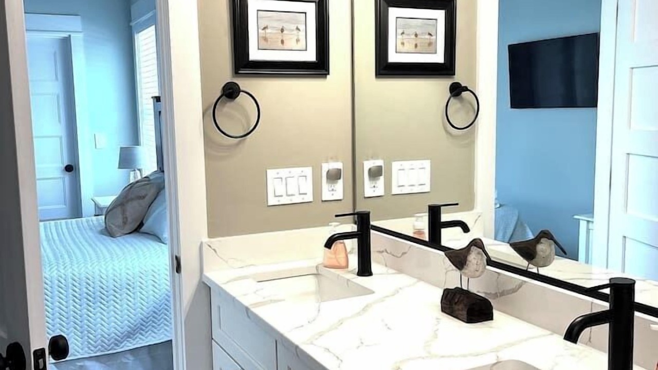 Photo of Bathroom in Corolla Light