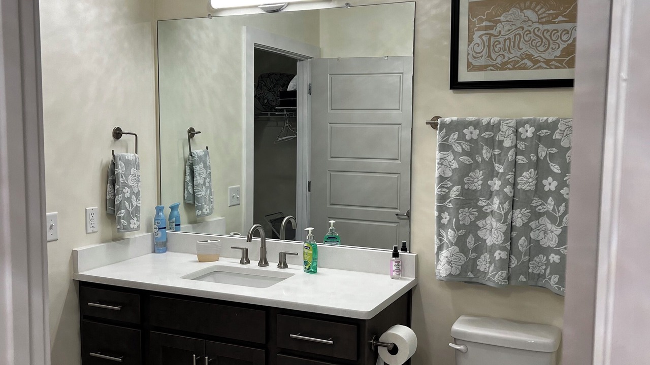 Photo of Bathroom in Northern Inglewood
