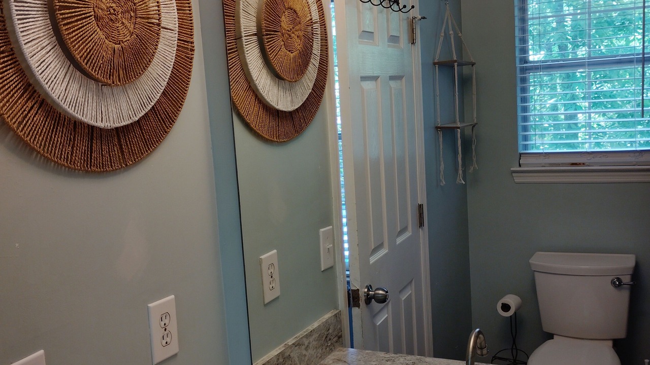 Photo of Bathroom in Center Point
