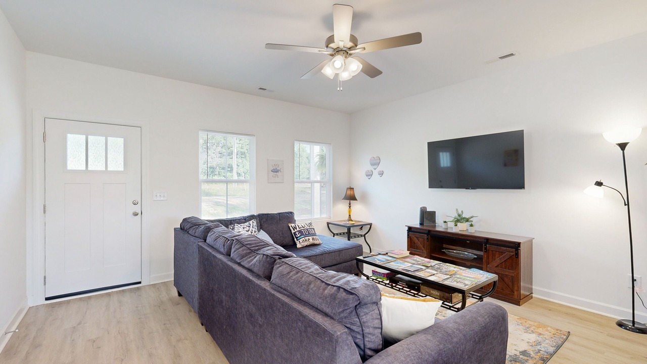 Photo of Livingroom in Southmont