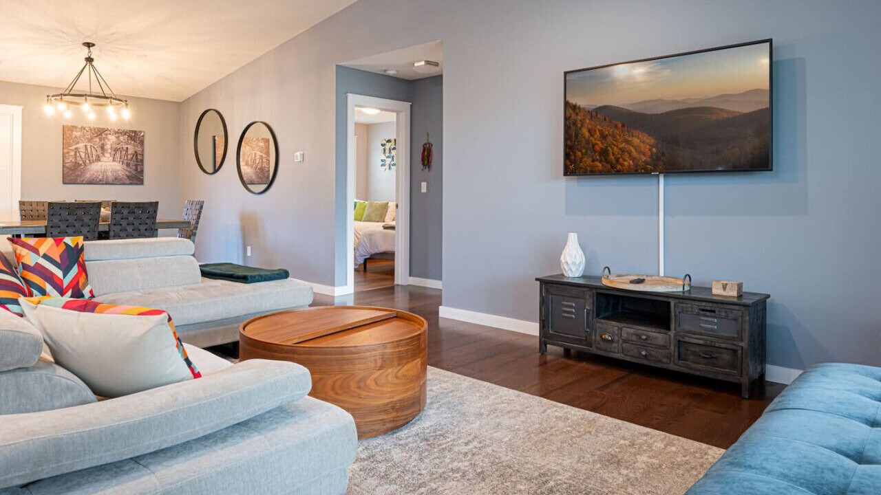 Photo of Livingroom in Fairview