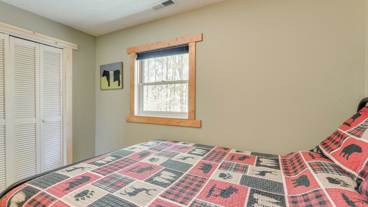 Photo of Bedroom in Topton