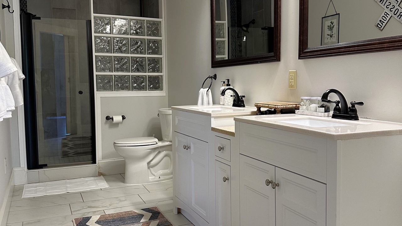Photo of Bathroom in East Spencer