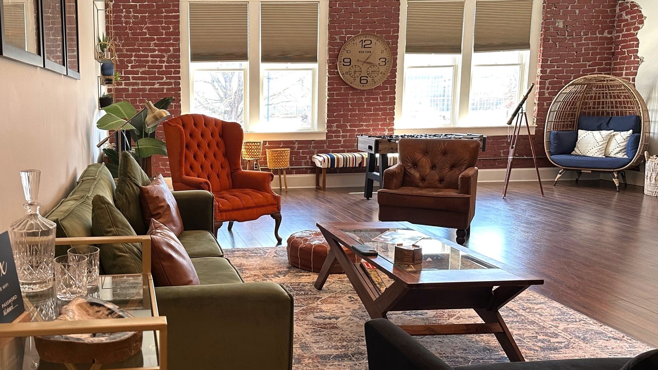 Photo of Livingroom in East Spencer