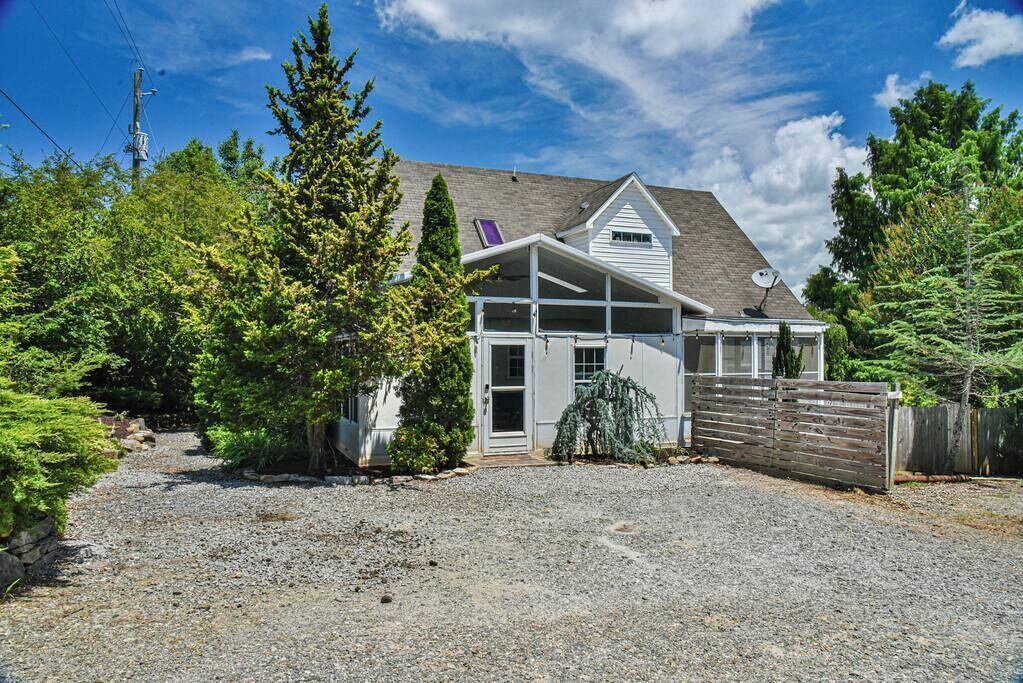 Photo of Outdoor in Oakley