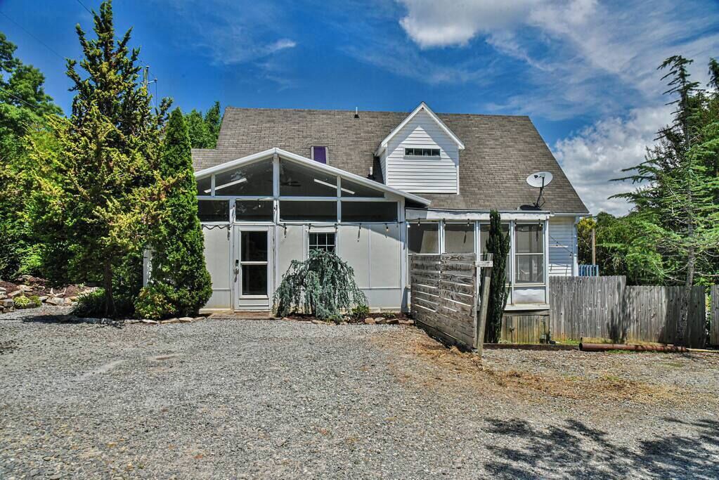 Photo of Outdoor in Oakley