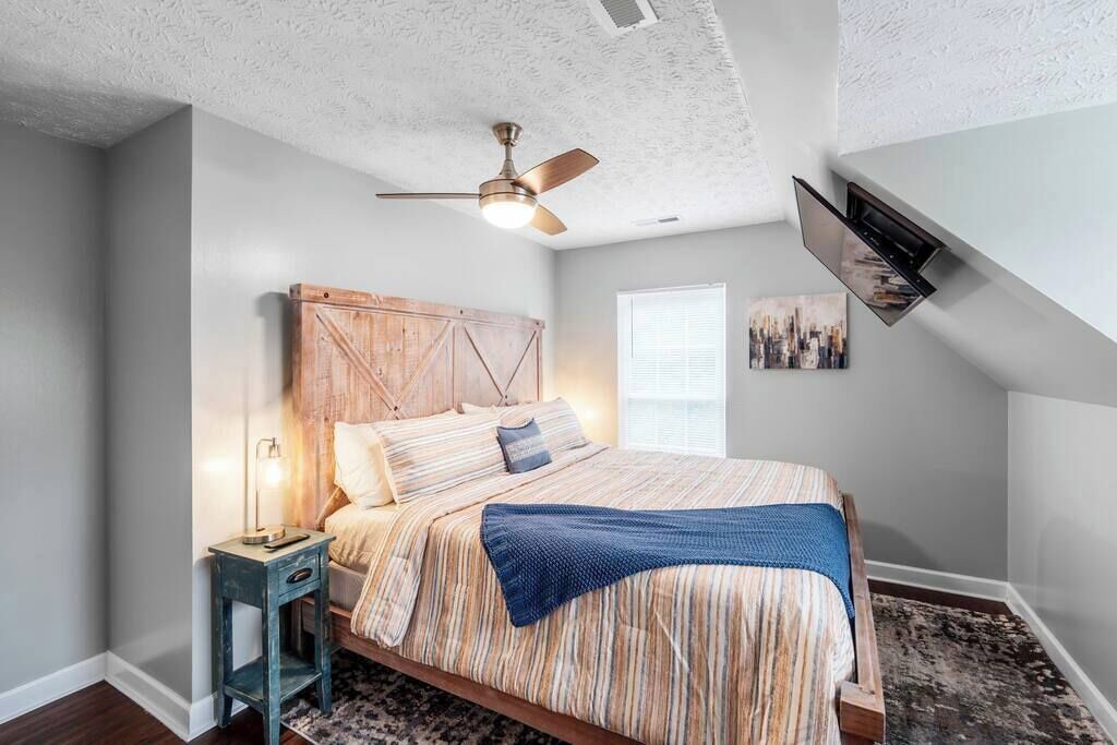 Photo of Bedroom in Oakley