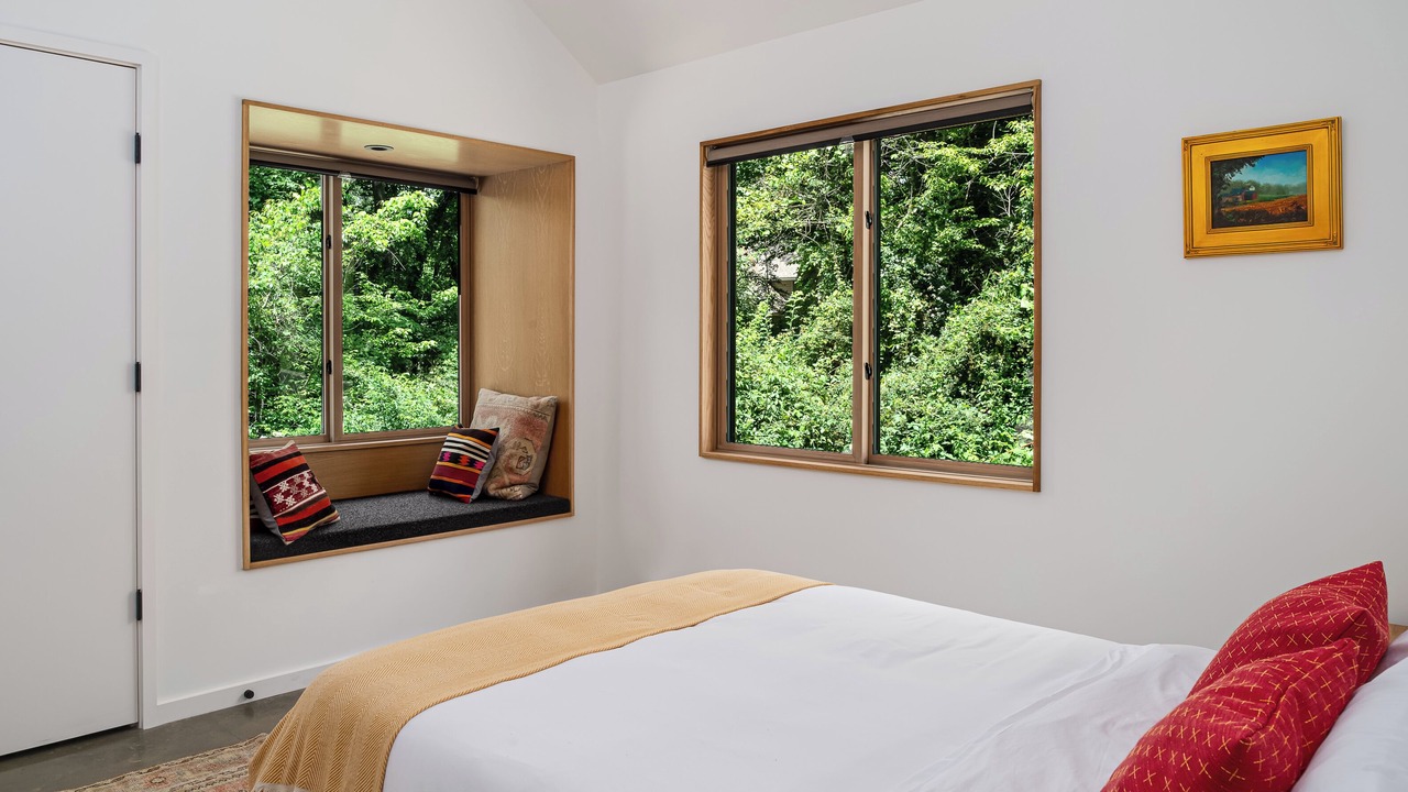 Photo of Bedroom in Weaverville