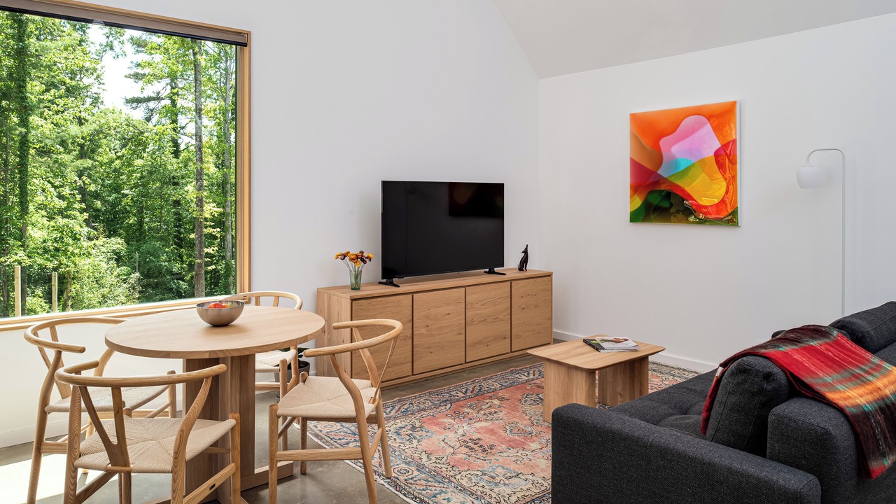 Photo of Livingroom in Weaverville