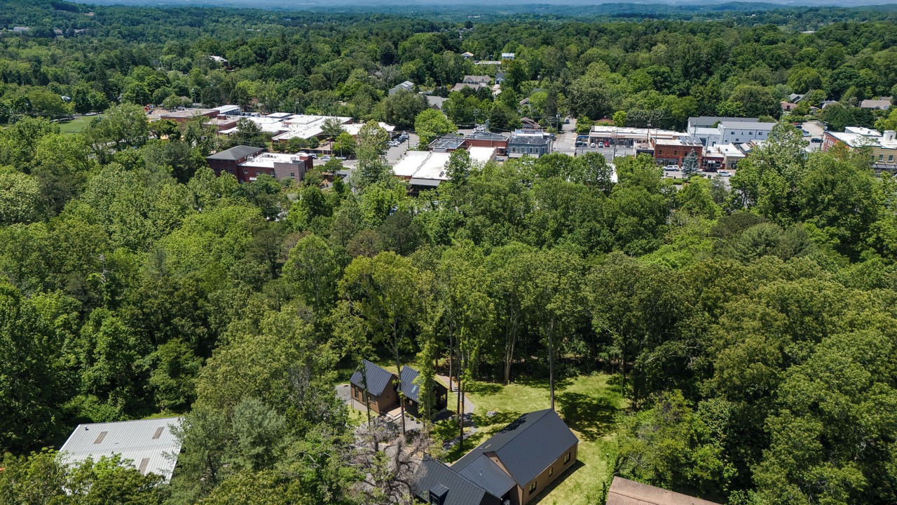 Photo of Outdoor in Weaverville