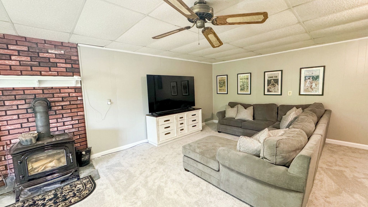 Photo of Livingroom in Leasburg