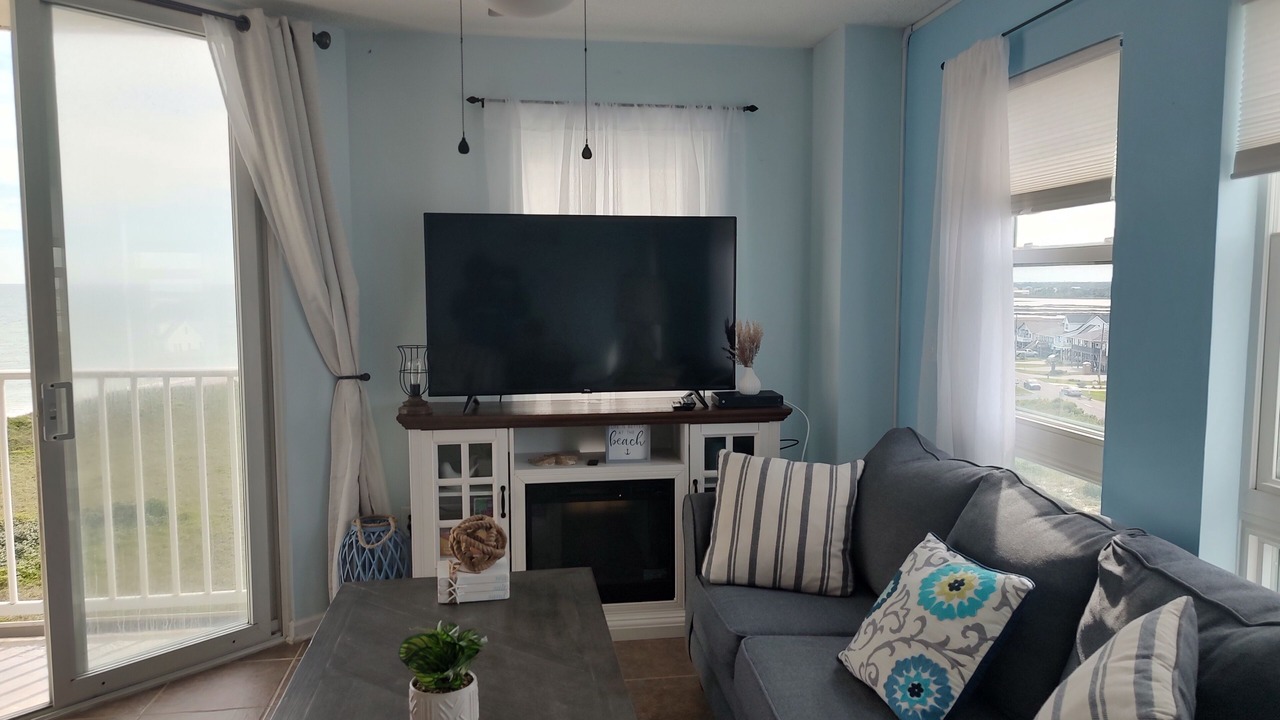 Photo of Livingroom in McCutcheon Field