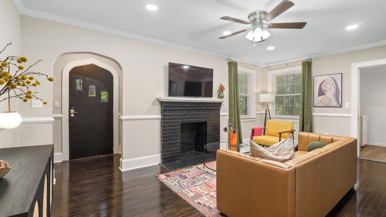 Photo of Livingroom in Rocky Mount
