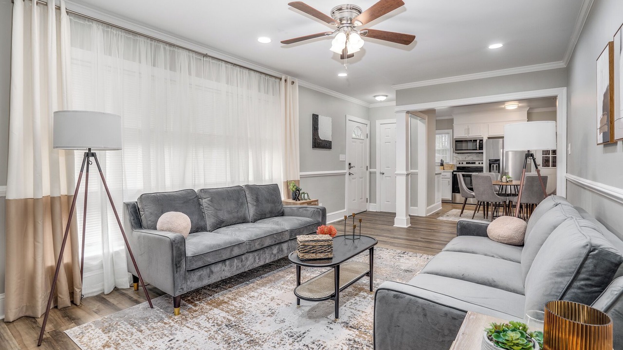 Photo of Livingroom in Rocky Mount