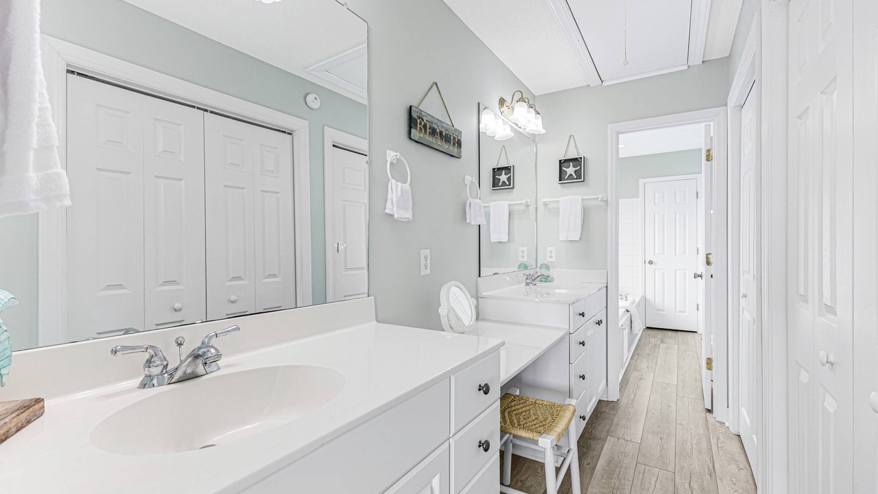 Photo of Bathroom in Yaupon Beach