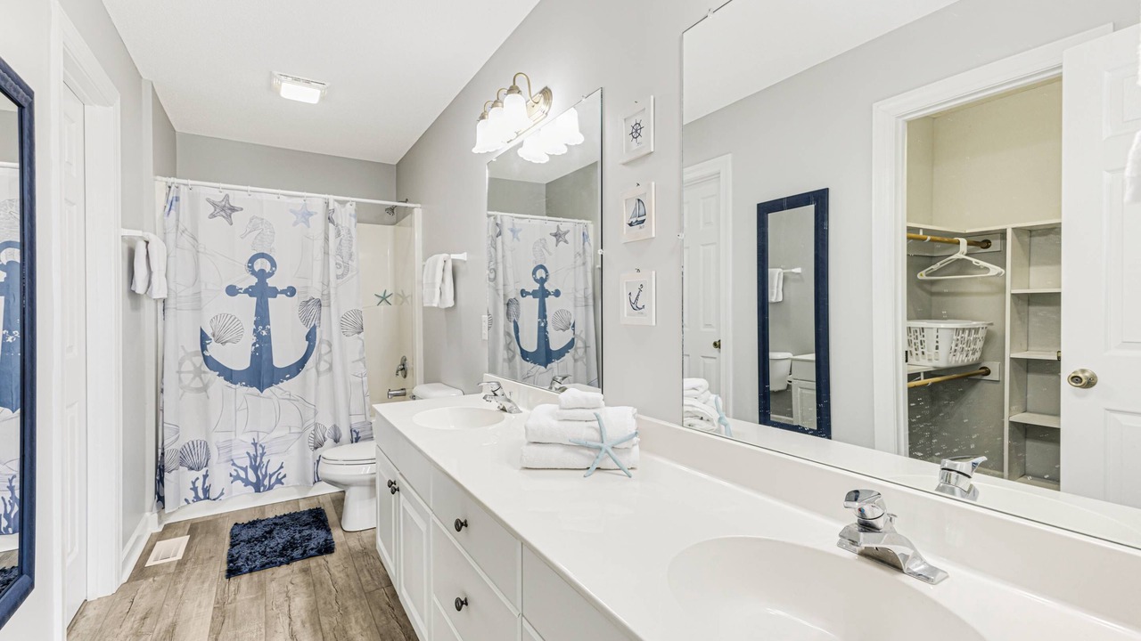 Photo of Bathroom in Yaupon Beach