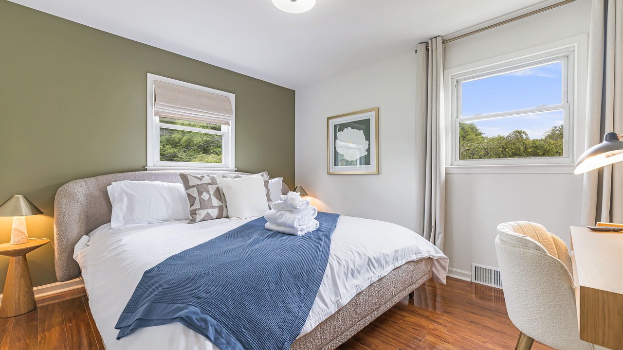 Photo of Bedroom in Alexander