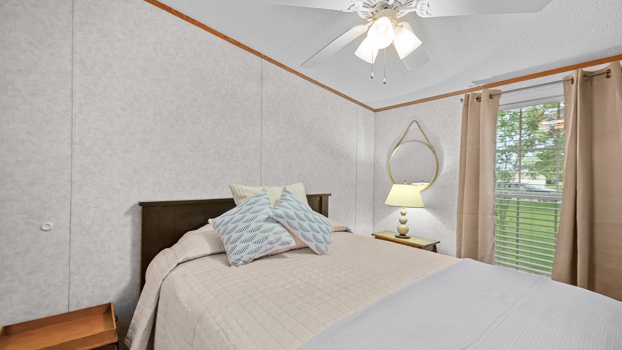 Photo of Bedroom in Roper