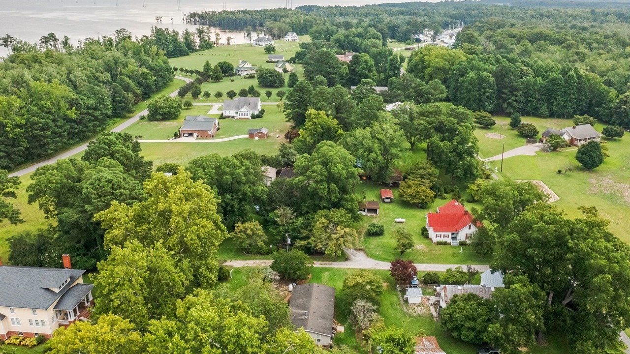Photo of Outdoor in Roper