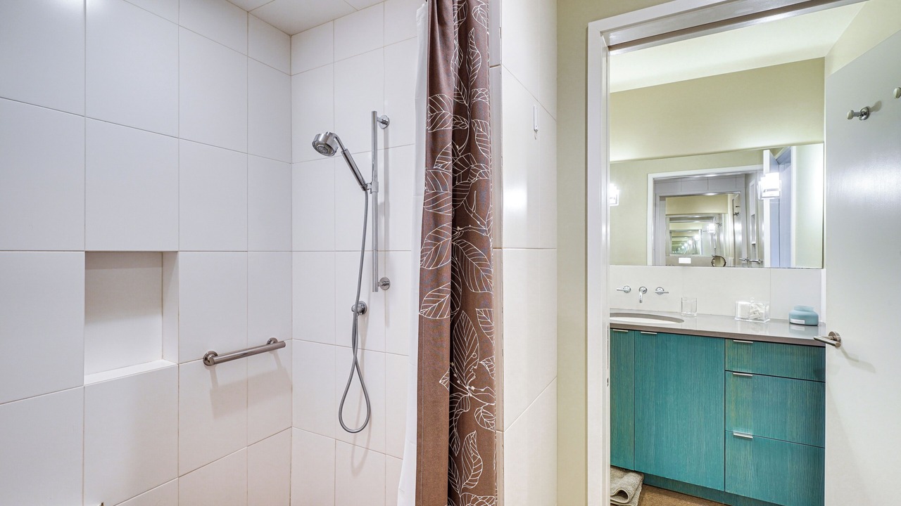 Photo of Bathroom in Roxboro